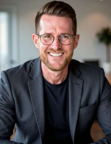 David Highley is a life coach who helps executives and business owners create clarity, confidence, and meaningful change.